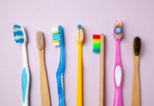 Research: 26 Different Manual Toothbrushes Tested for Efficacy