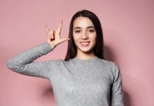 How the Deaf Can Pursue A Dental Hygiene Career