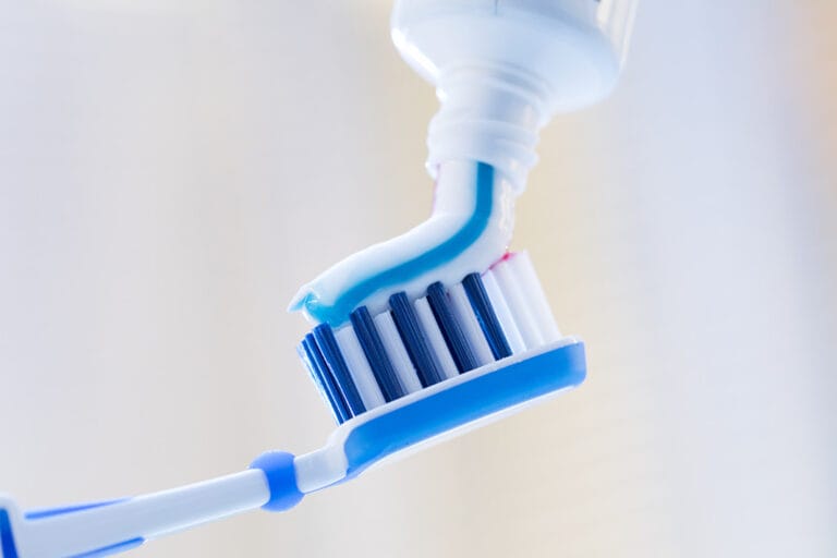 A Breakdown of the Most Common Toothpaste Ingredients and their ...